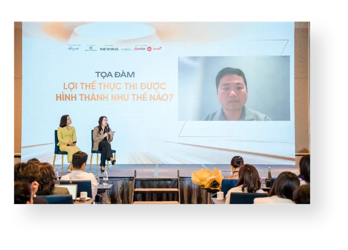 Phiên tọa đàm trực tuyến tại Leadership Summit